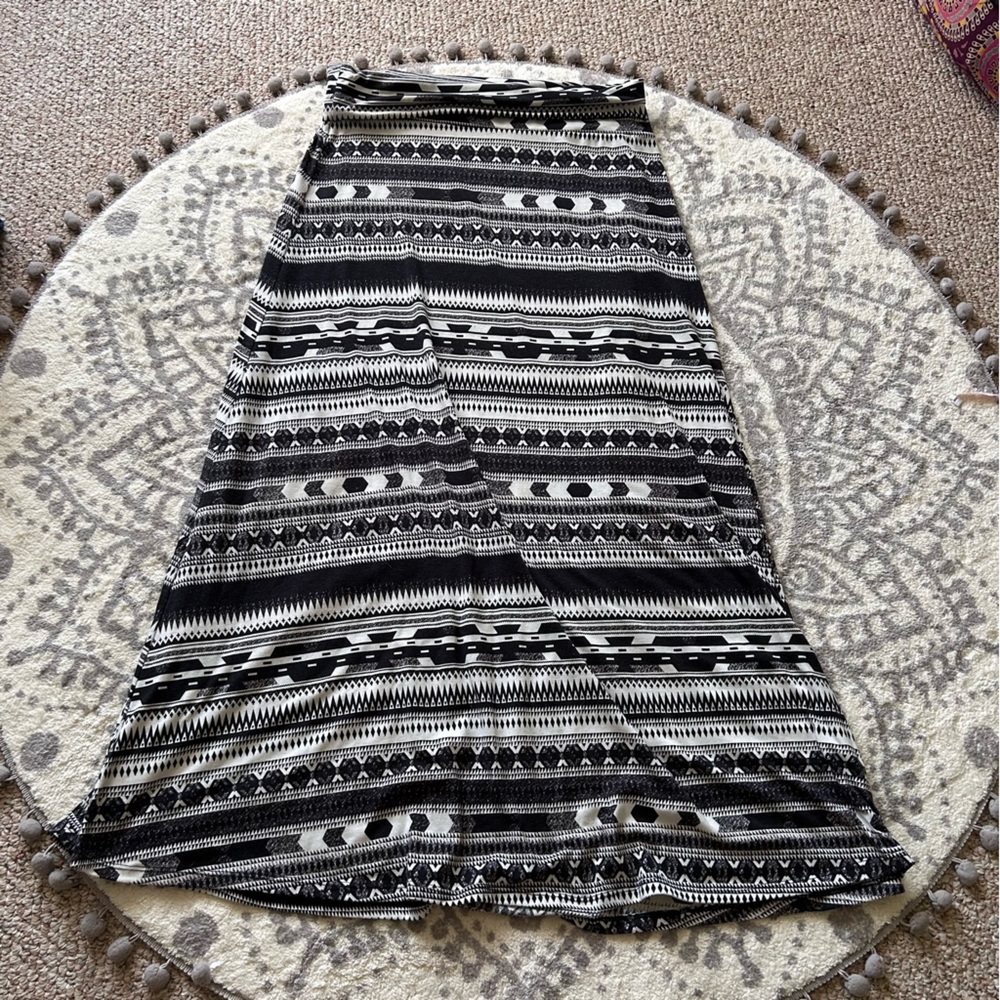 Black and White Maxi Skirt